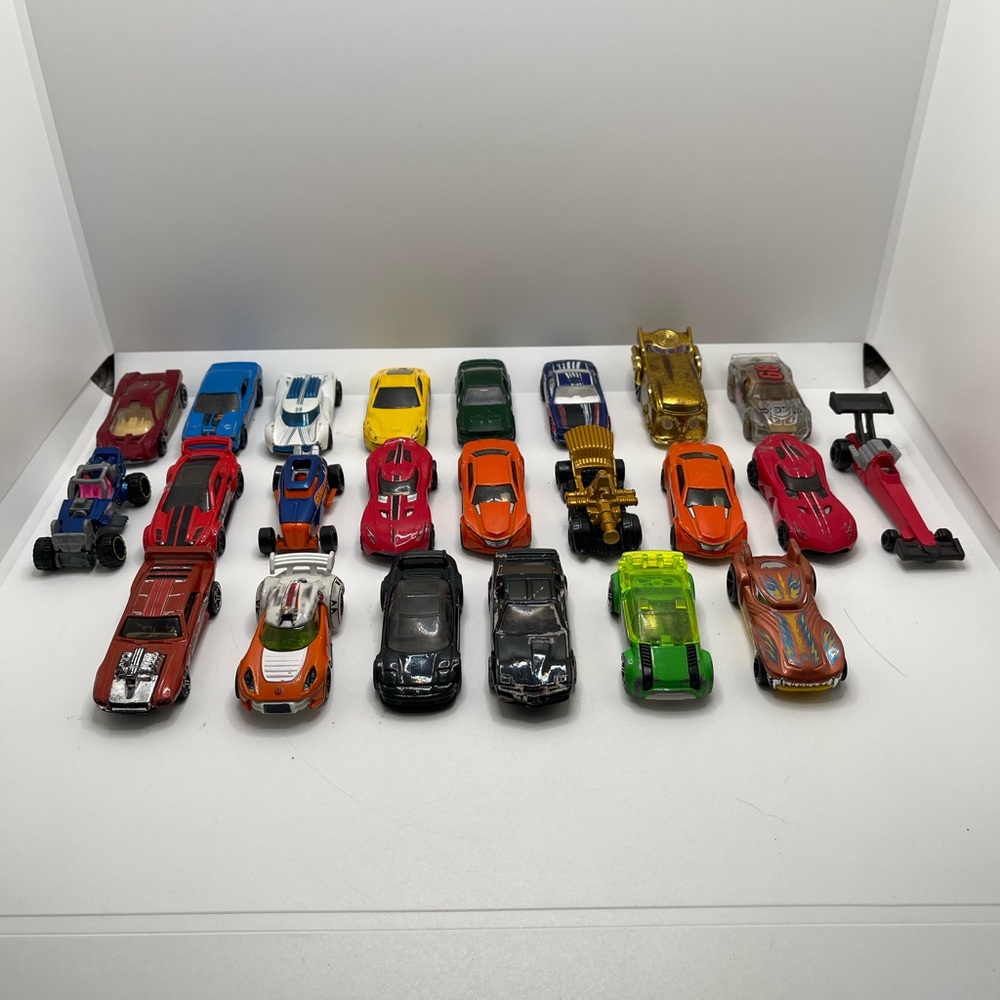 Hot Wheels Lot of 23 Diecast Different Cars Fair Condition